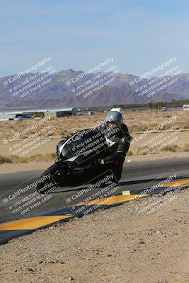 media/Dec-10-2023-SoCal Trackdays (Sun) [[0ce70f5433]]/Turn 9 Inside Set 1 (1115am)/